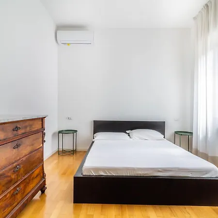 Domusmi Gozzano-4 * Milan